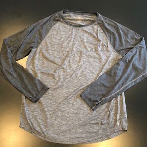 American Eagle Outfitters Men’s workout shirt XL